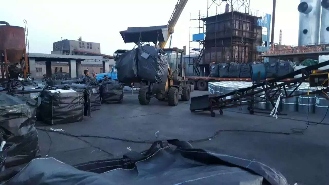 大香蕉伊免费装货现场